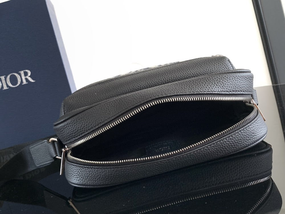 new-luxury-designer-bags-nm16068