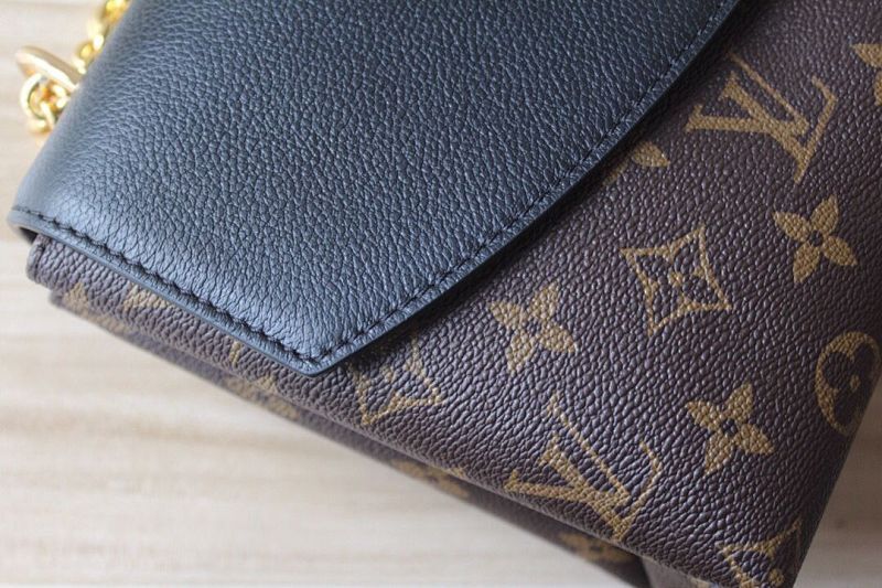 Anum Bags ln Luxury Bag --59022
