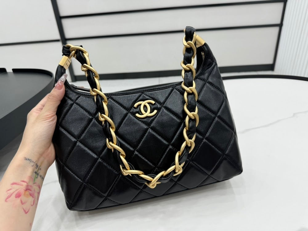 new-luxury-designer-bags-nm9394