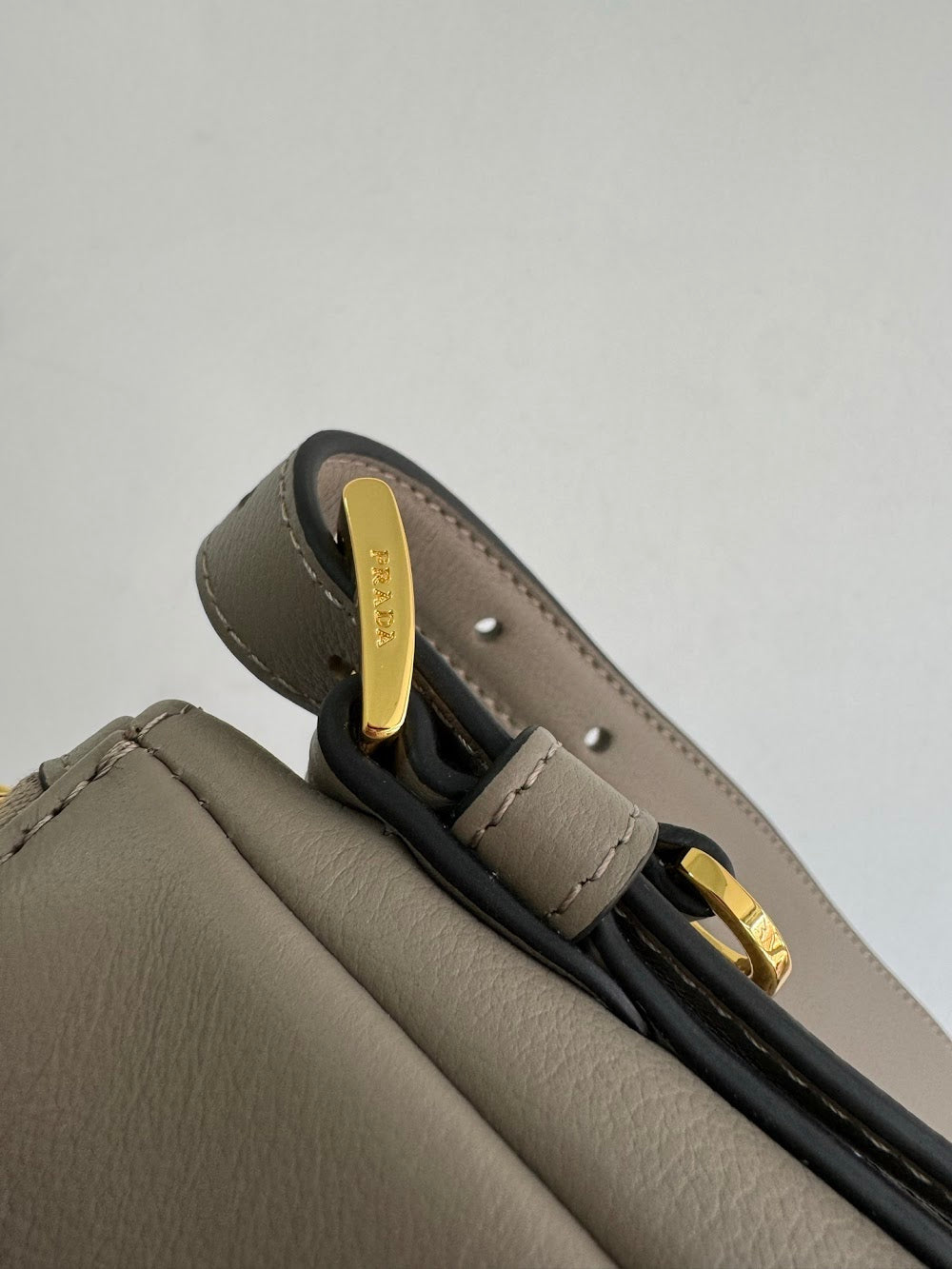 Ezyycart Bags Pradn Luxury Bag --102559