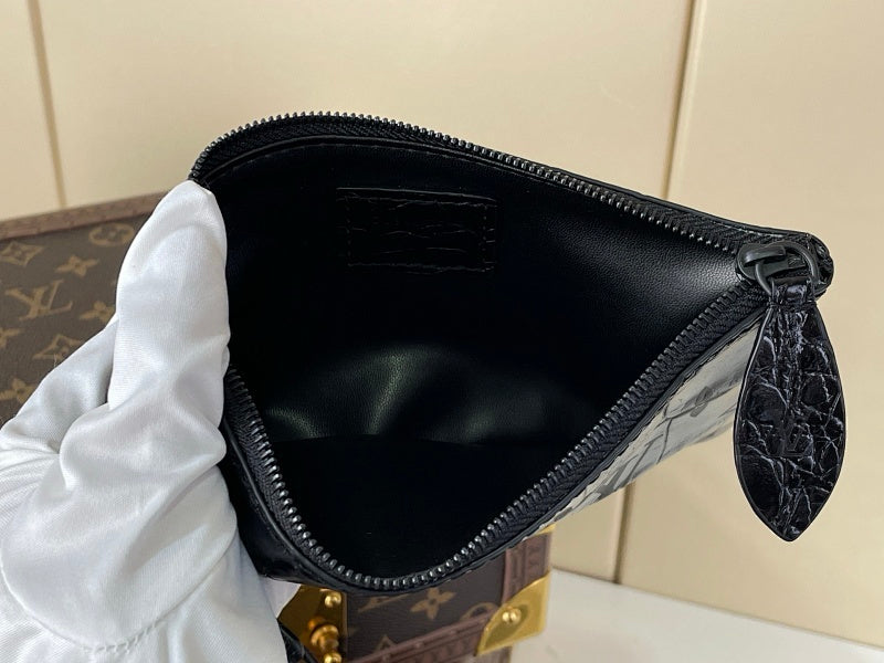 Anum Bags ln Luxury Bag --56011