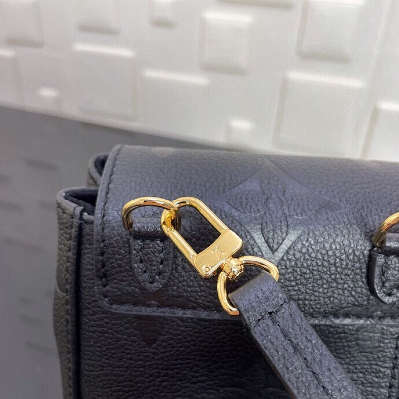 Anum Bags ln Luxury Bag --60006