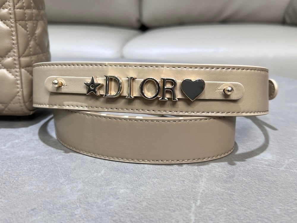 new-designer-premium-bags-nm16213