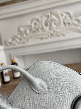 new-luxury-designer-bags-nm11572