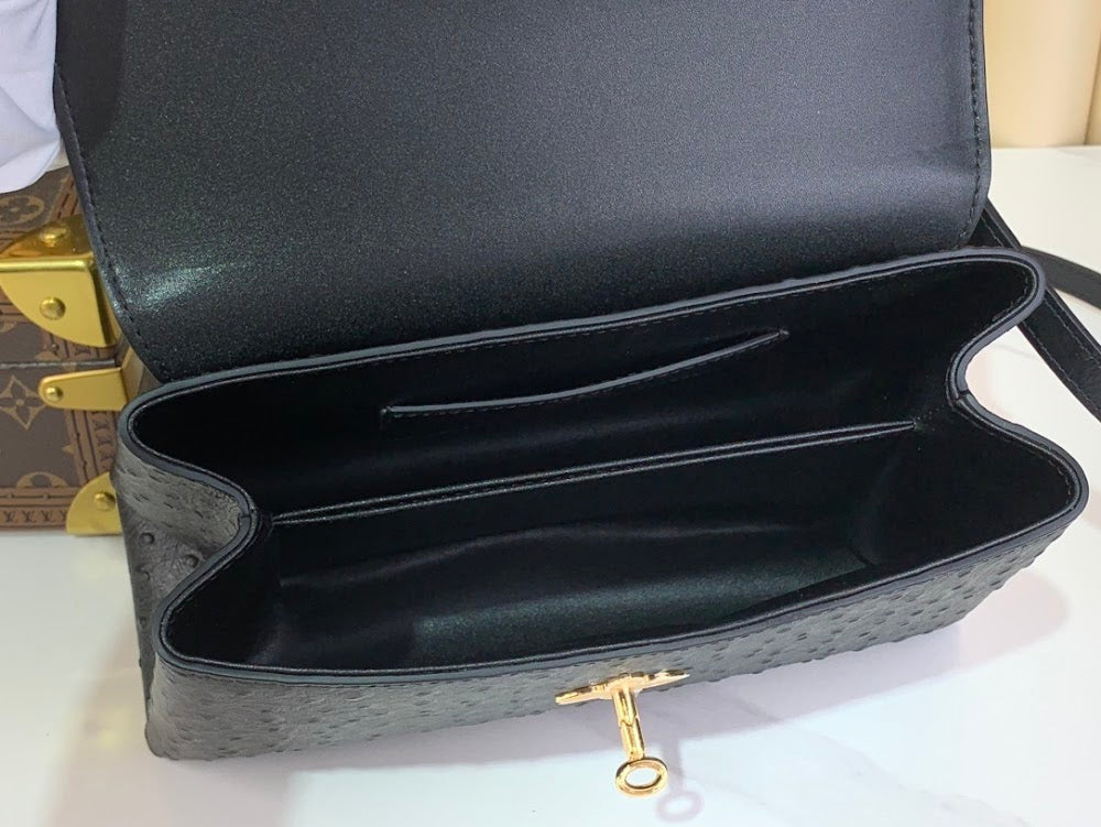 Anum Bags ln Luxury Bag --57015