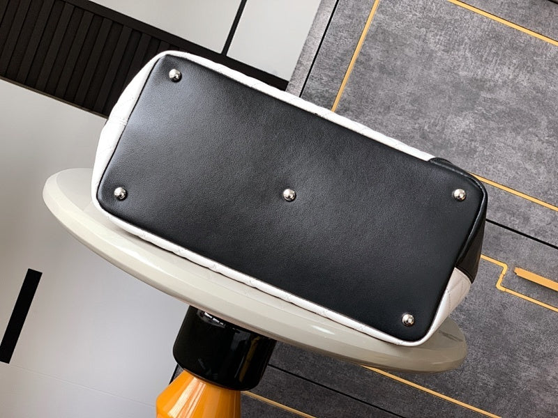 new-luxury-designer-bags-nm9594