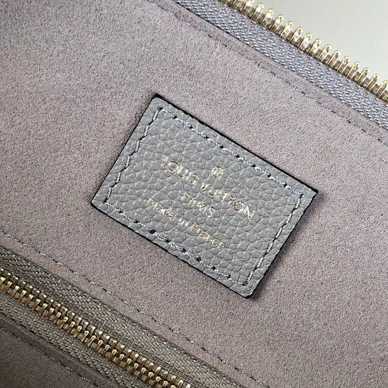 Anum Bags ln Luxury Bag --60526