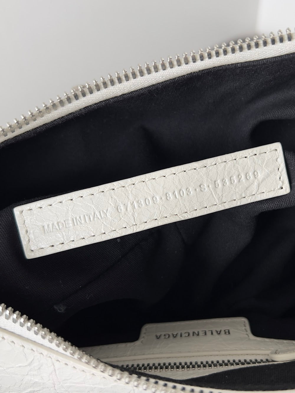 Ezyycart Bags Balenciaga Luxury Bag --111145