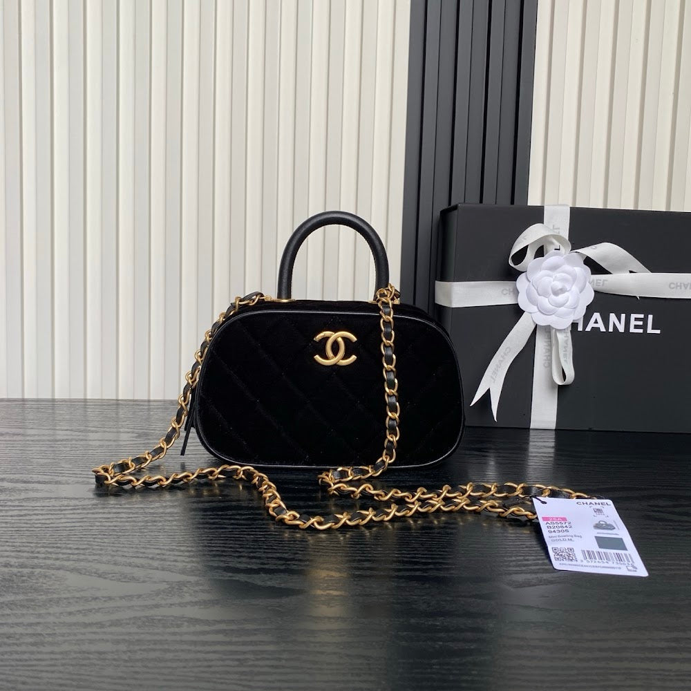 new-luxury-designer-bags-nm20378