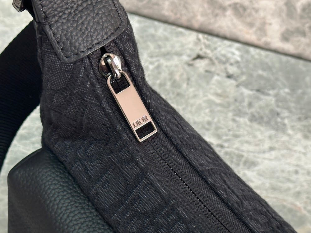 new-designer-premium-bags-nm16882