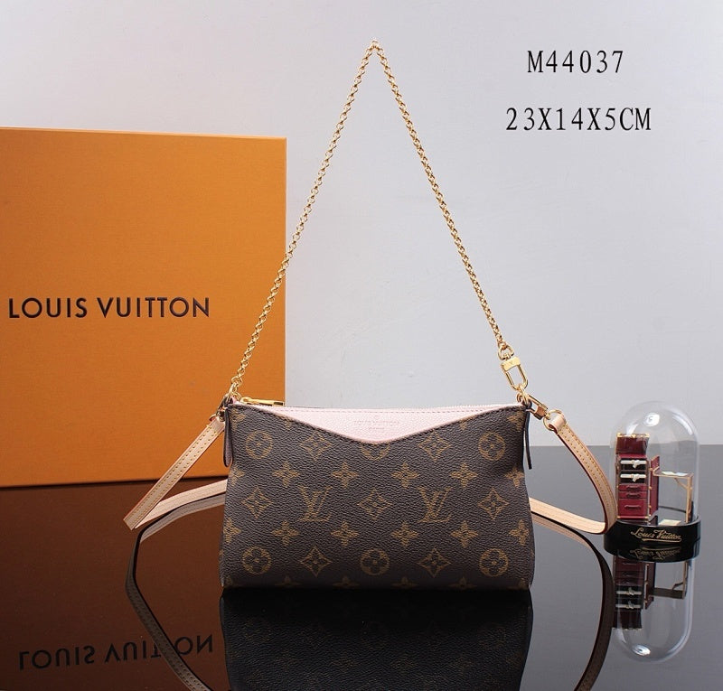 Anum Bags ln Luxury Bag --59188