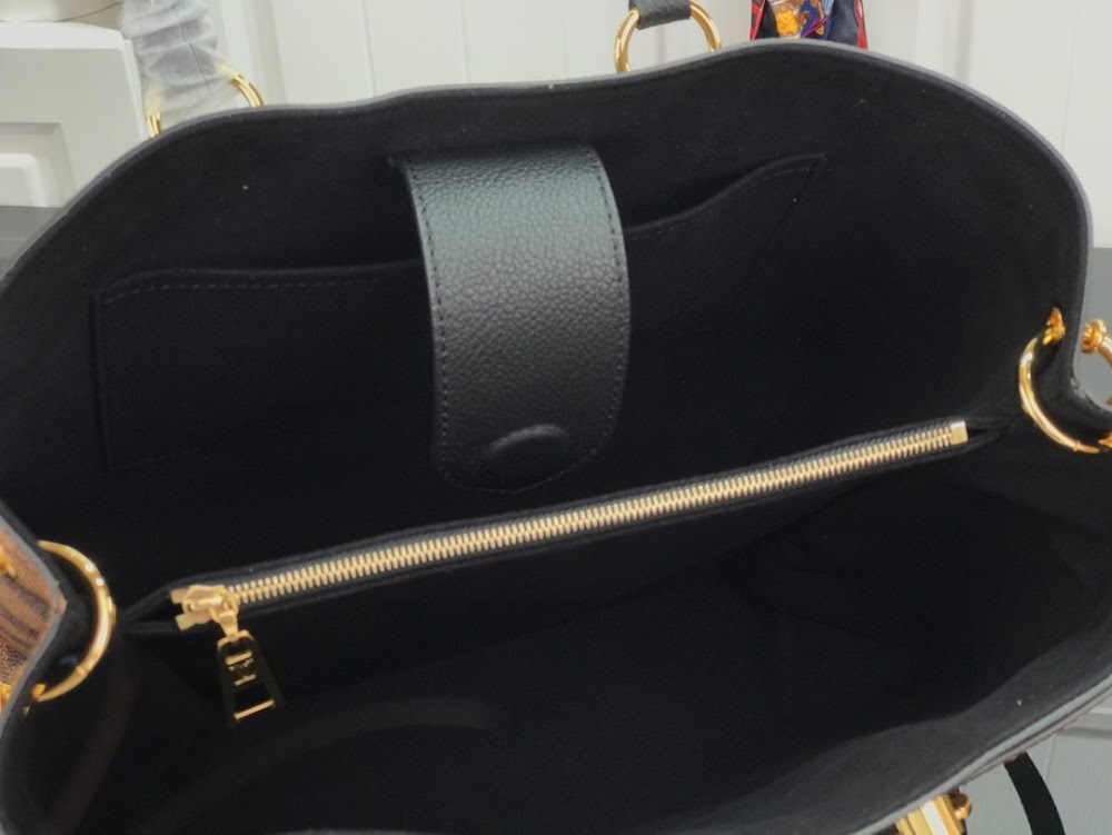 Anum Bags ln Luxury Bag --57448