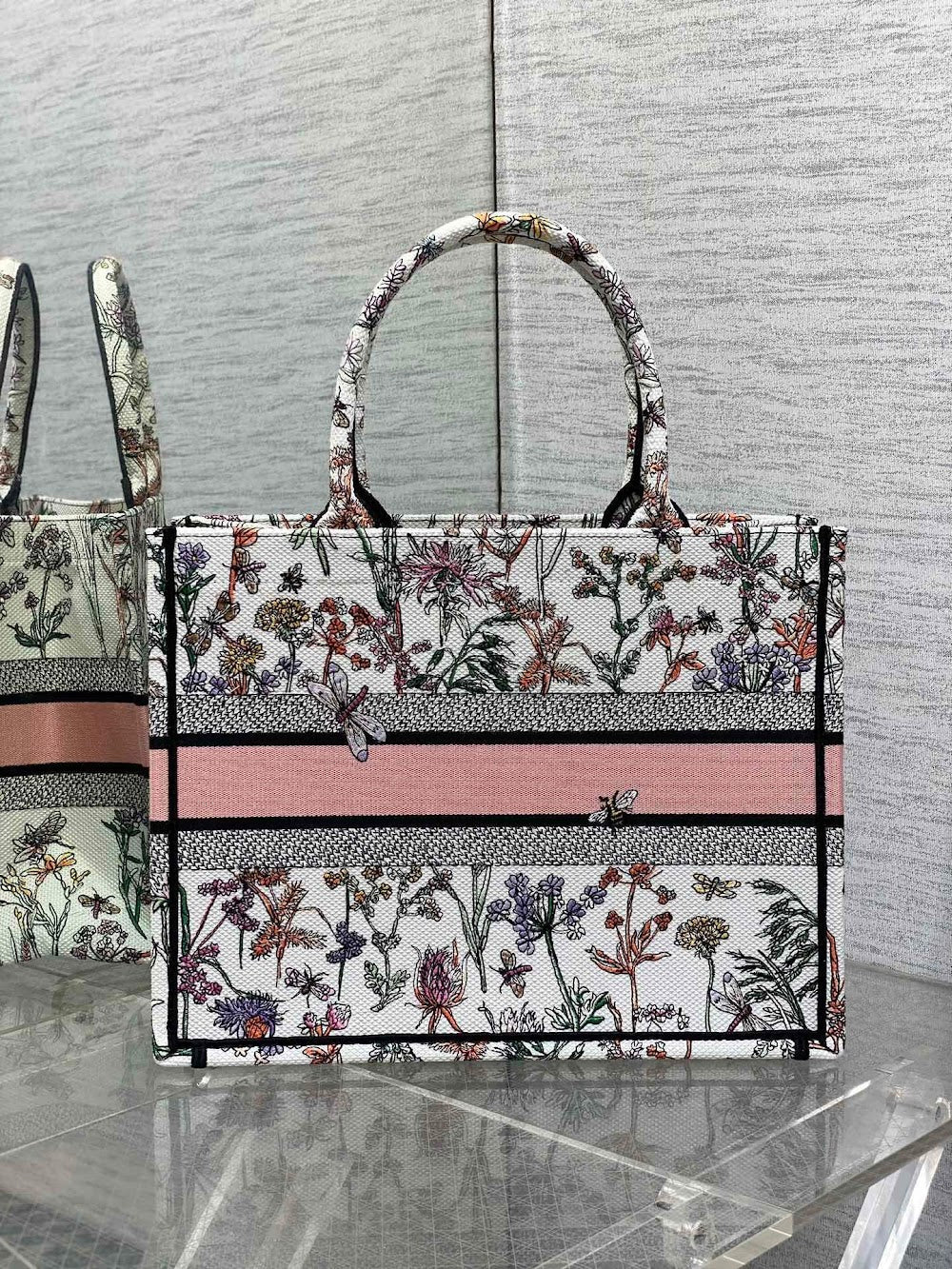 new-luxury-designer-bags-nm16038