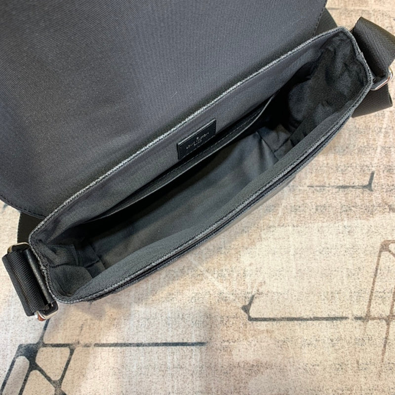 Anum Bags ln Luxury Bag --59594