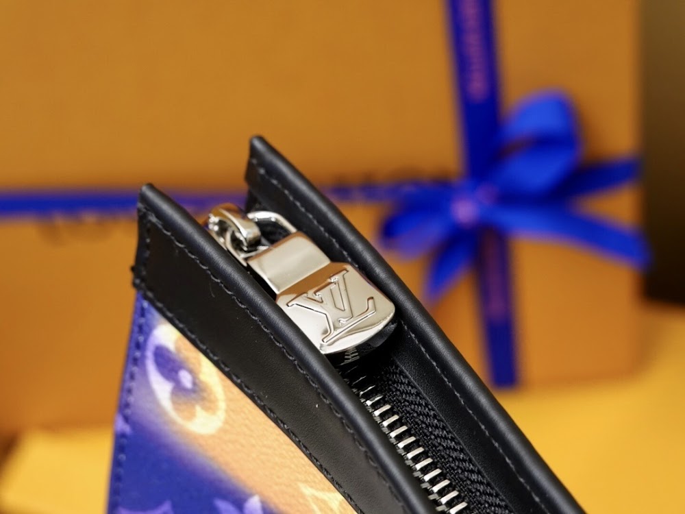 Anum Bags ln Luxury Bag --60243