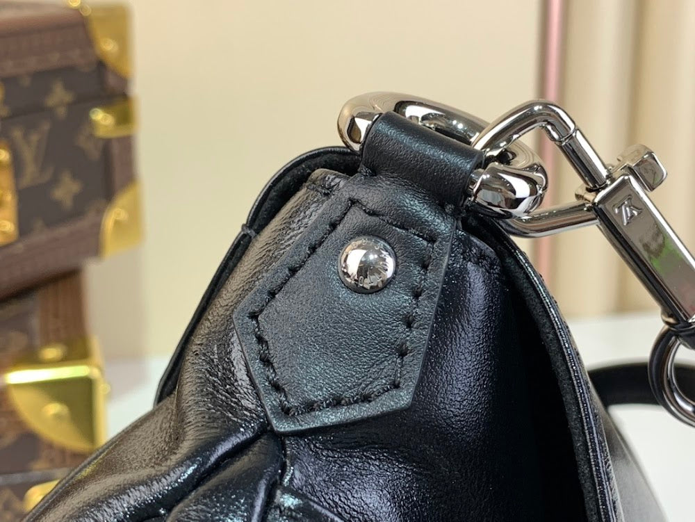 Anum Bags ln Luxury Bag --58892