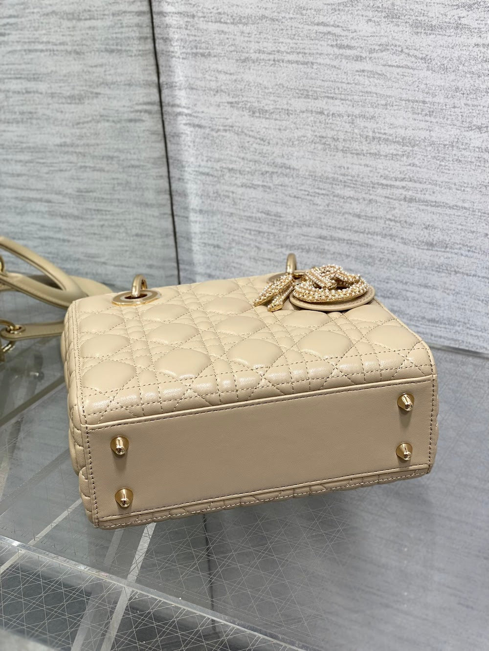 new-designer-premium-bags-nm16609