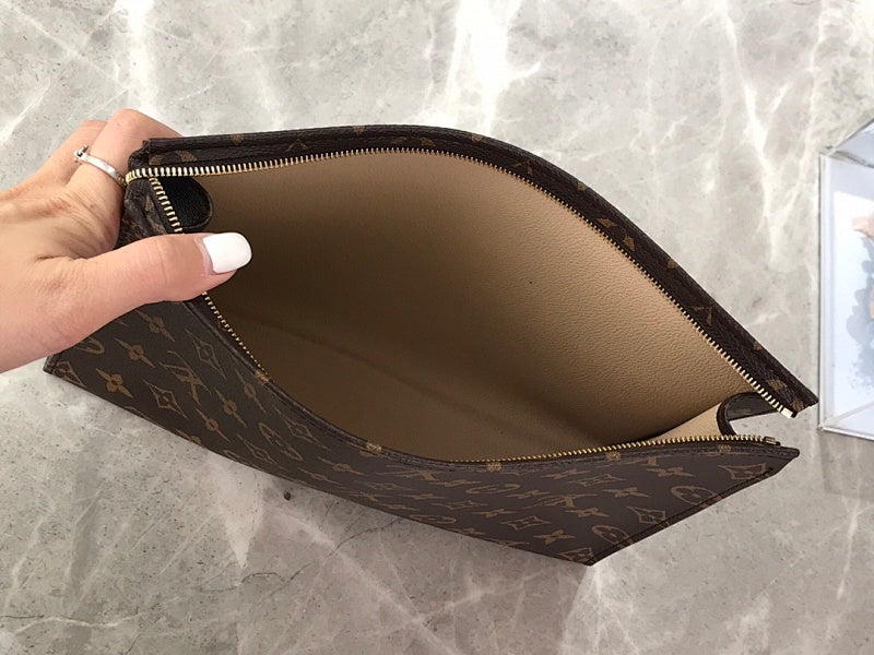 Anum Bags ln Luxury Bag --60094