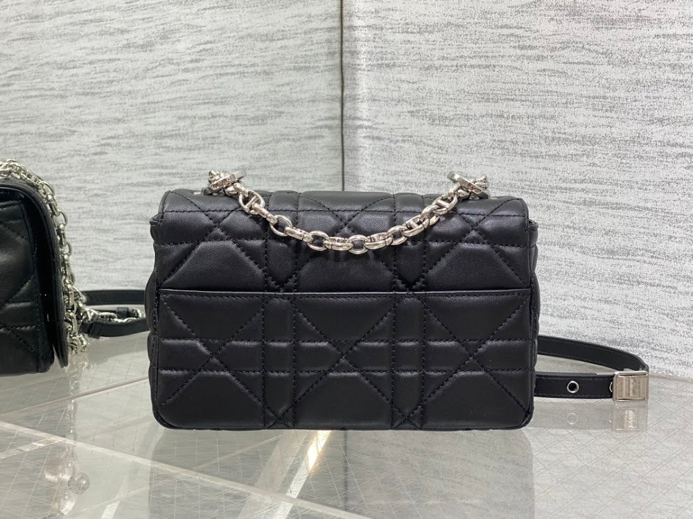 new-luxury-designer-bags-nm16446