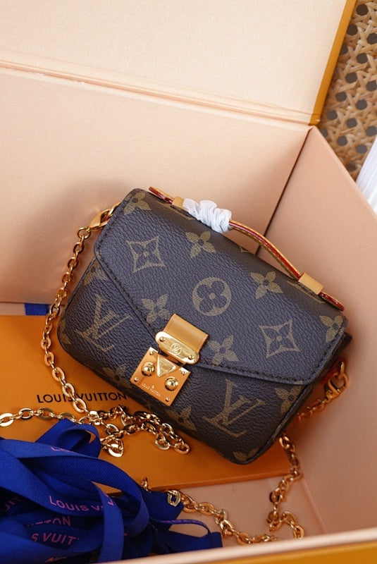 Anum Bags ln Luxury Bag --56300