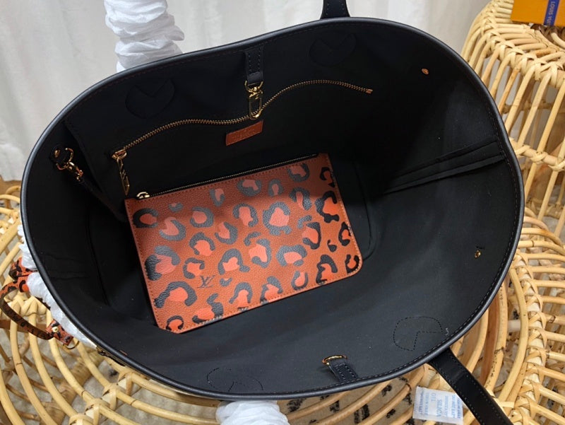 Anum Bags ln Luxury Bag --60073