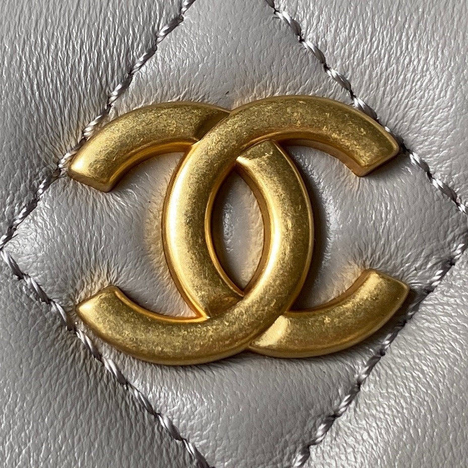 new-luxury-designer-bags-nm20555