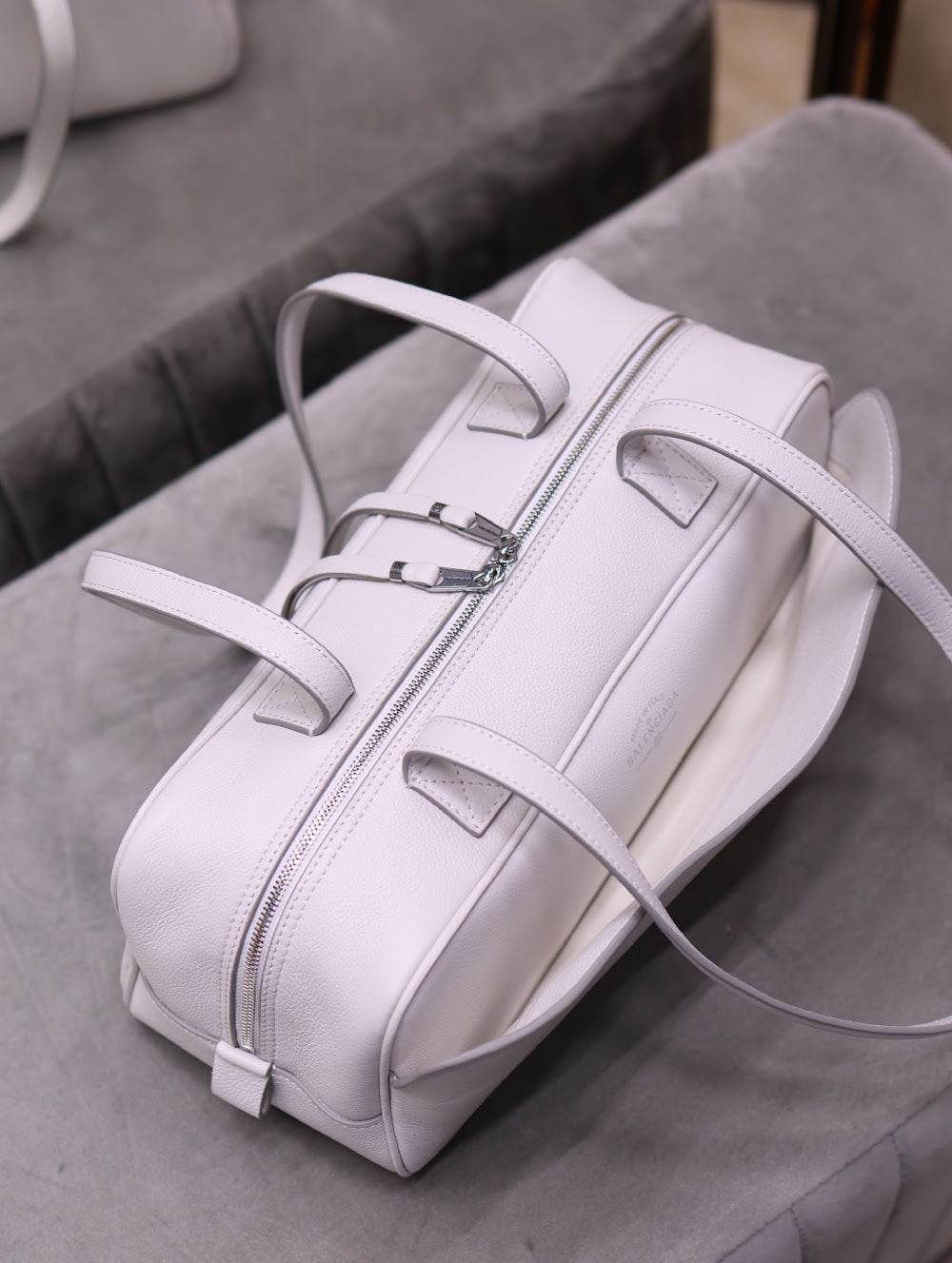 Ezyycart Bags Balenciaga Luxury Bag --110590
