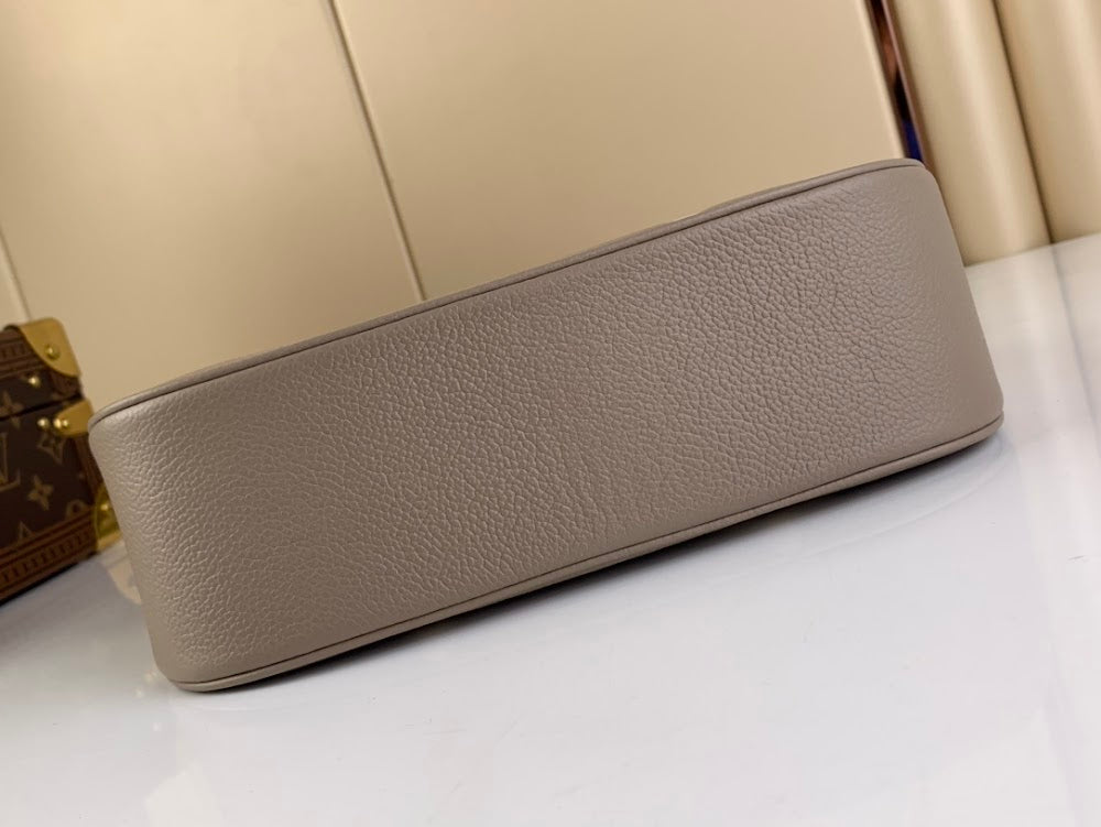 Anum Bags ln Luxury Bag --60869