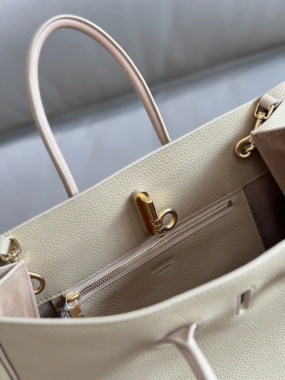 Ezyycart Bags Burberryn Luxury Bag --92780