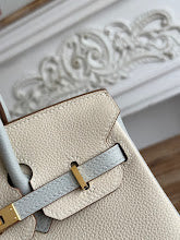 new-luxury-designer-bags-nm11385