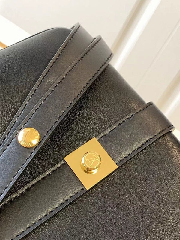Anum Bags ln Luxury Bag --60058