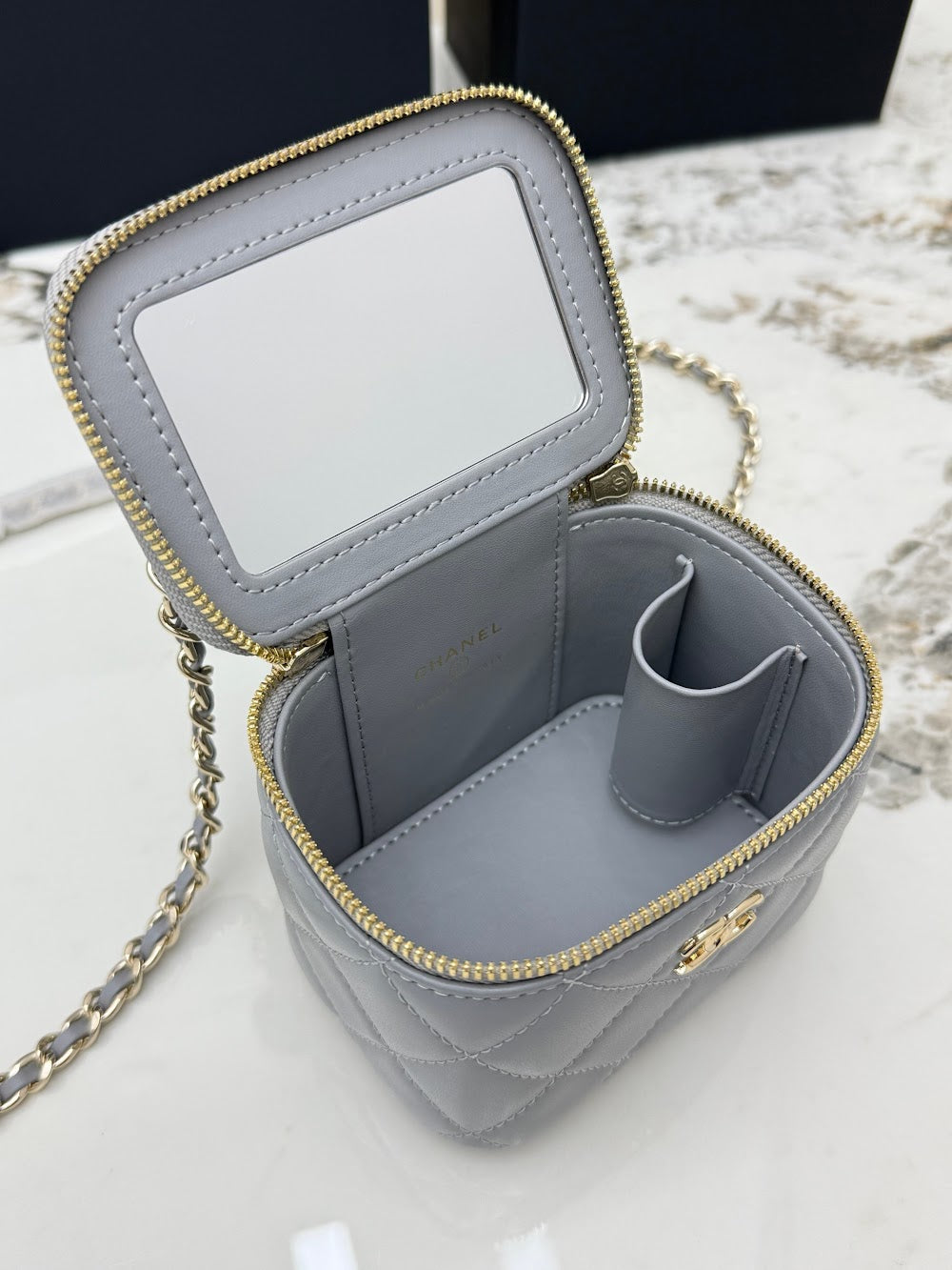 Anum Bags CHn Luxury Bag --113749