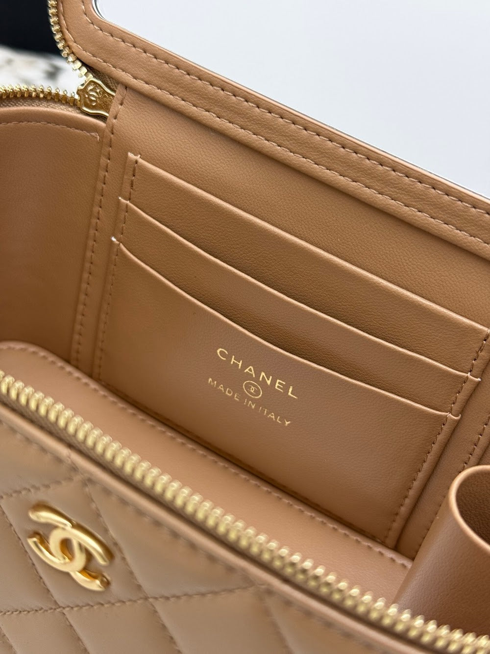 Anum Bags CHn Luxury Bag --113905