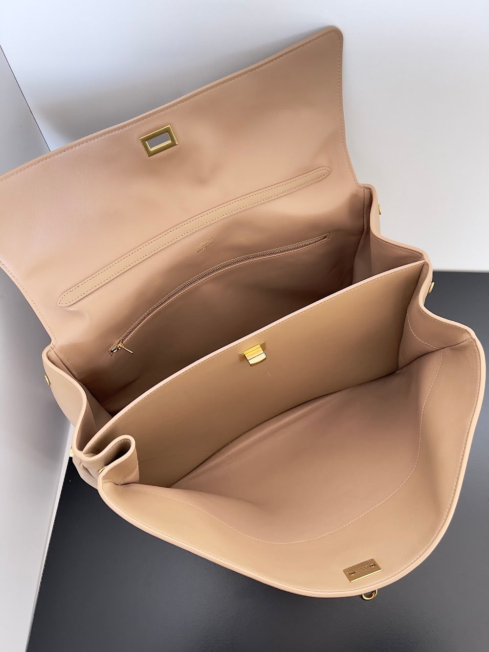 Ezyycart Bags Balenciaga Luxury Bag --110693