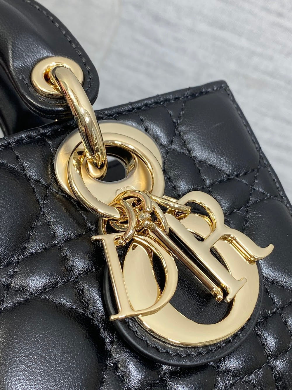 new-designer-premium-bags-nm16871