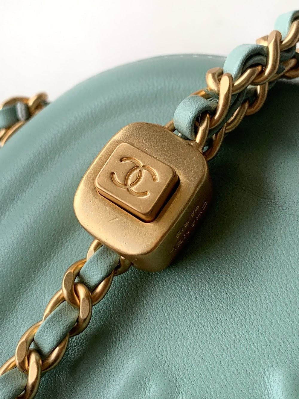 new-luxury-designer-bags-nm9647