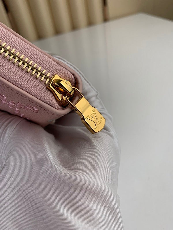 Anum Bags ln Luxury Bag --60735