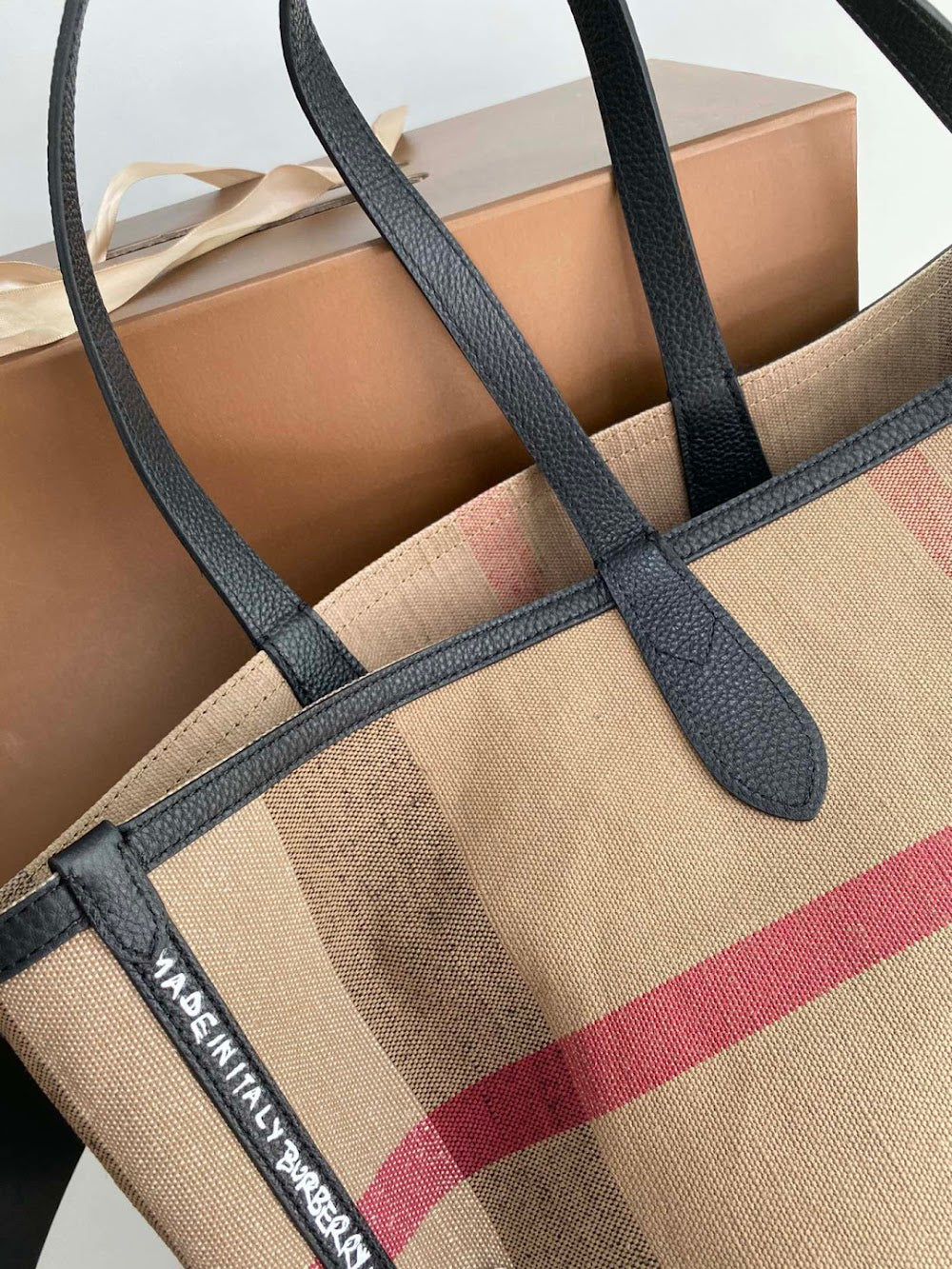 Ezyycart Bags Burberryn Luxury Bag --91884