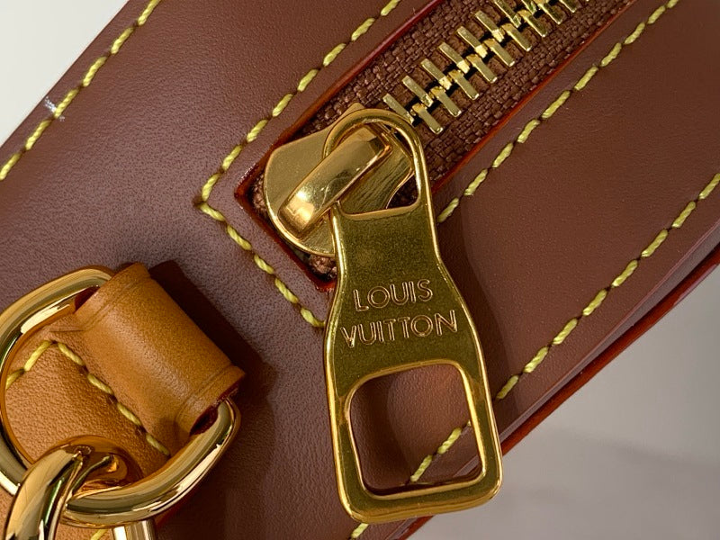 Anum Bags ln Luxury Bag --56564