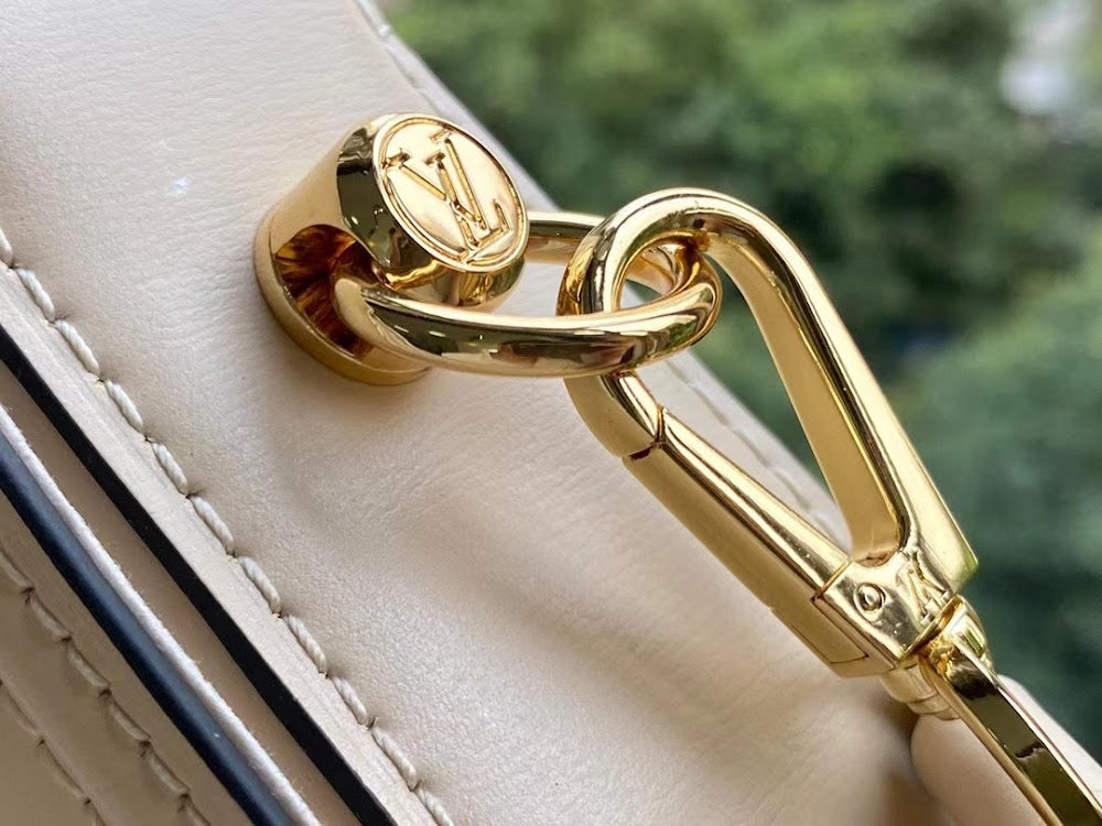 Anum Bags ln Luxury Bag --59770