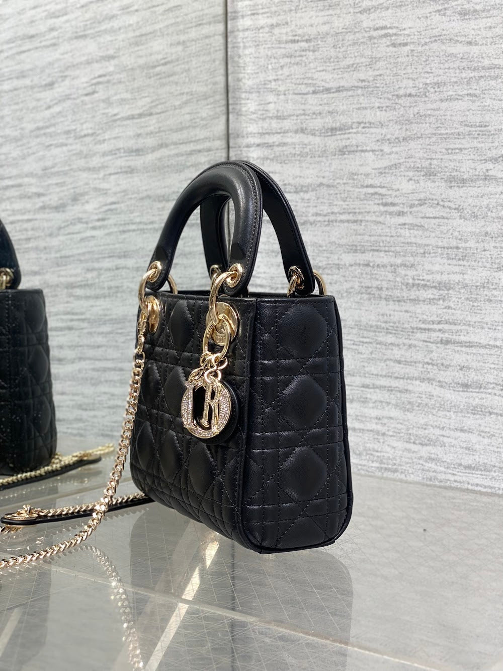 new-designer-premium-bags-nm16308