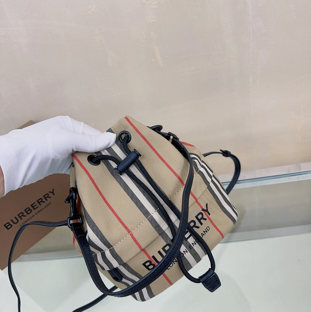 Ezyycart Bags Burberryn Luxury Bag --91627