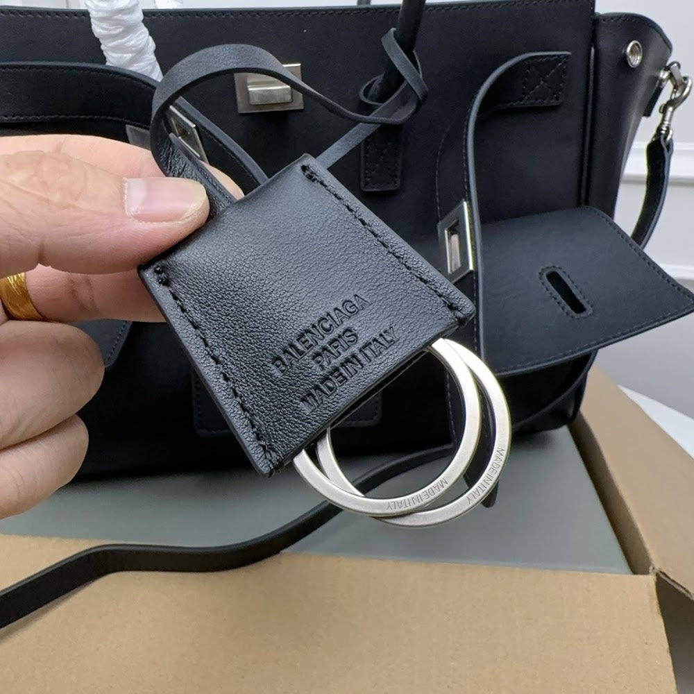 Ezyycart Bags Balenciaga Luxury Bag --111227