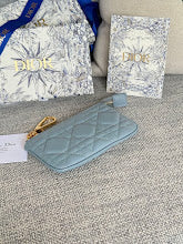 new-luxury-designer-bags-nm7328
