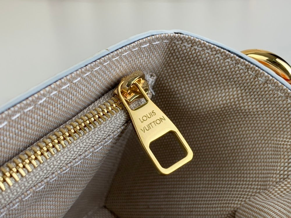 Anum Bags ln Luxury Bag --58081