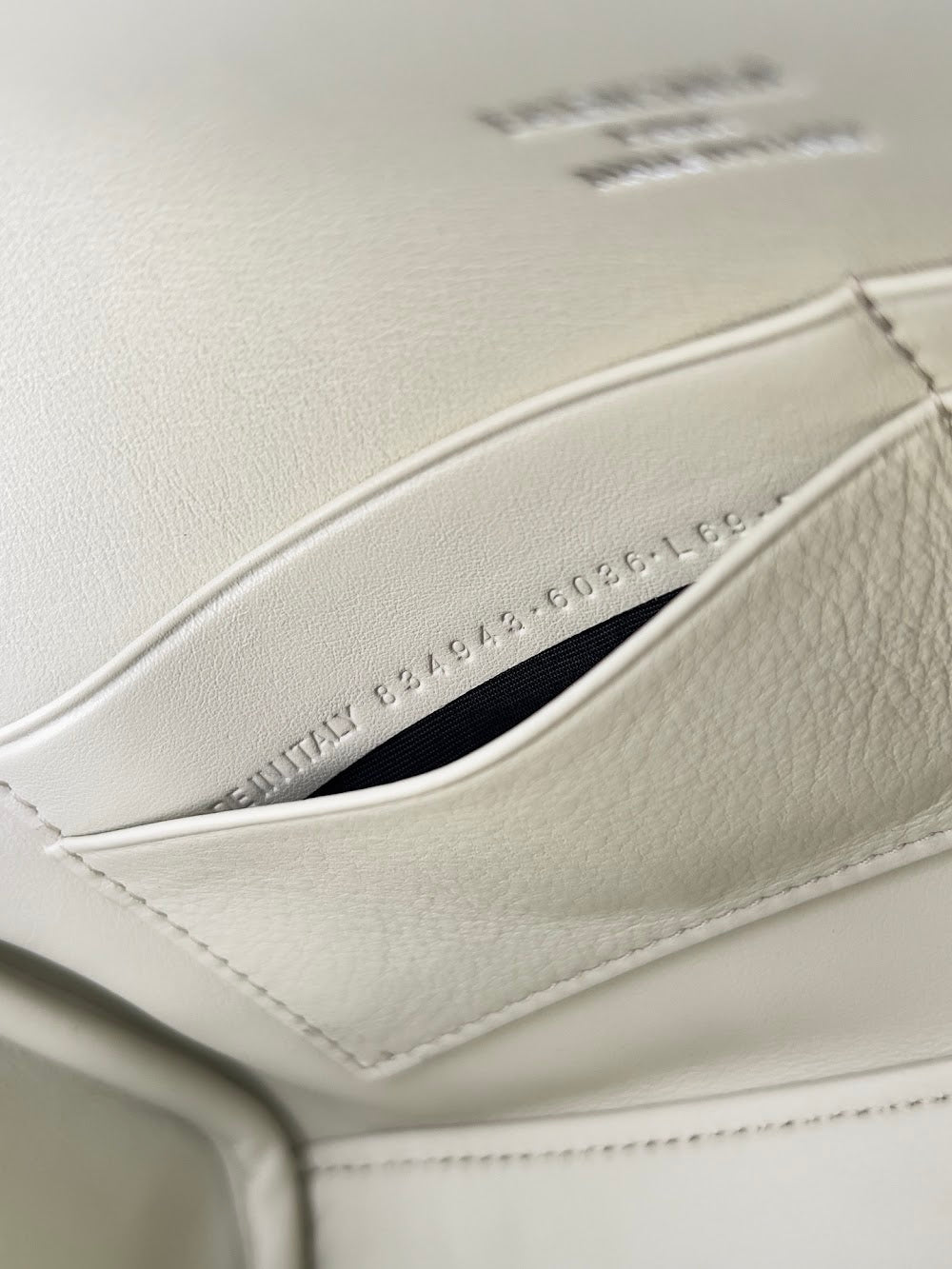 Ezyycart Bags Balenciaga Luxury Bag --111513