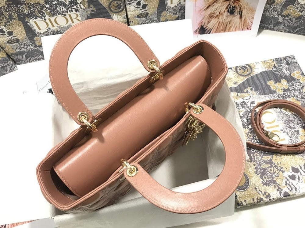 new-luxury-designer-bags-nm16048