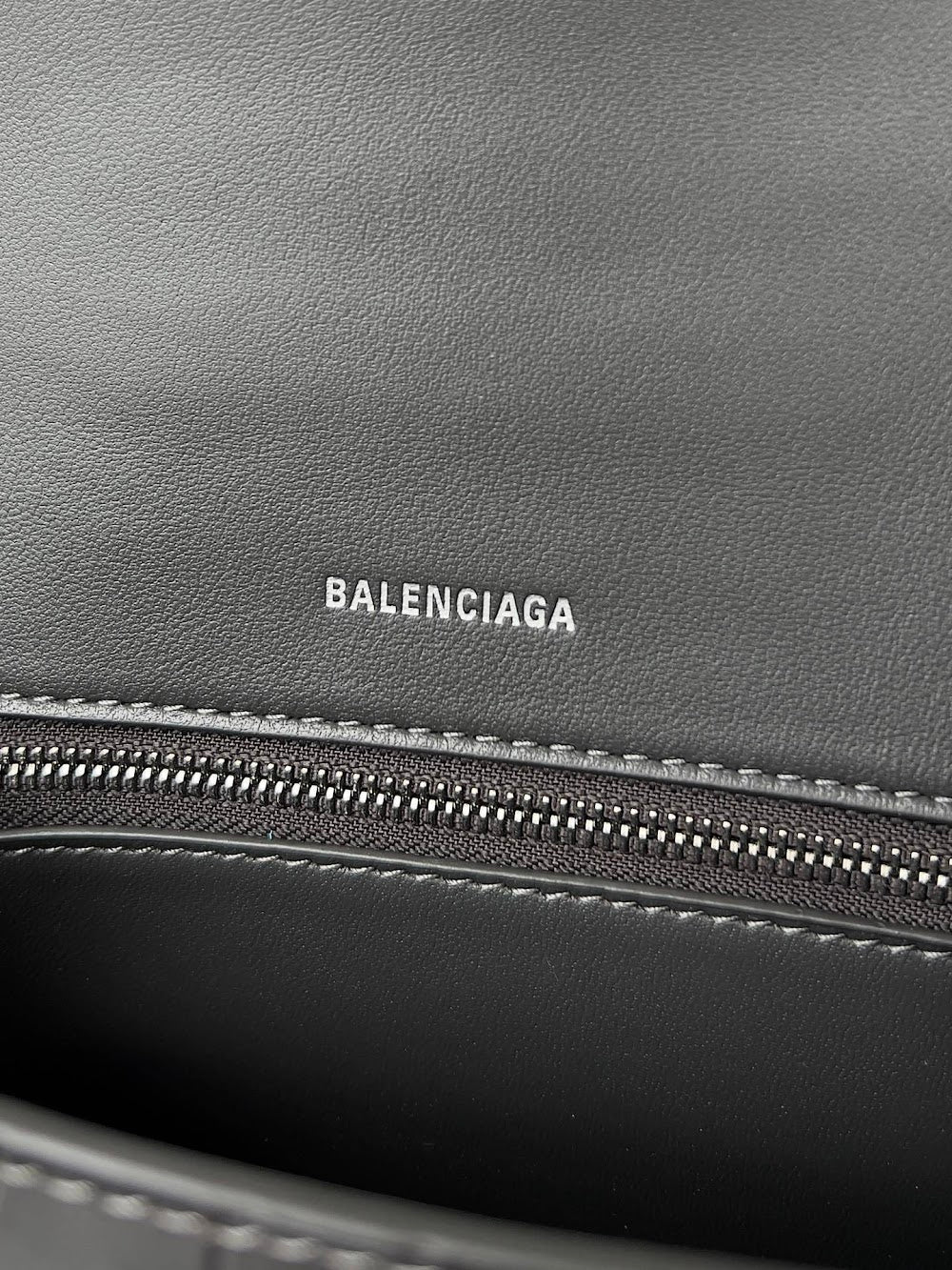 Ezyycart Bags Balenciaga Luxury Bag --111478