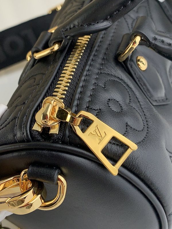Anum Bags ln Luxury Bag --57799