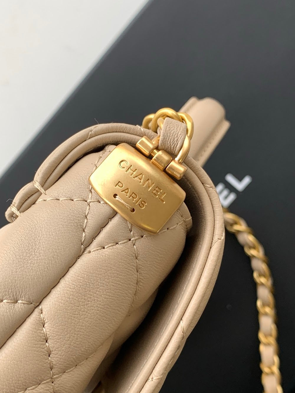 new-luxury-designer-bags-nm9619